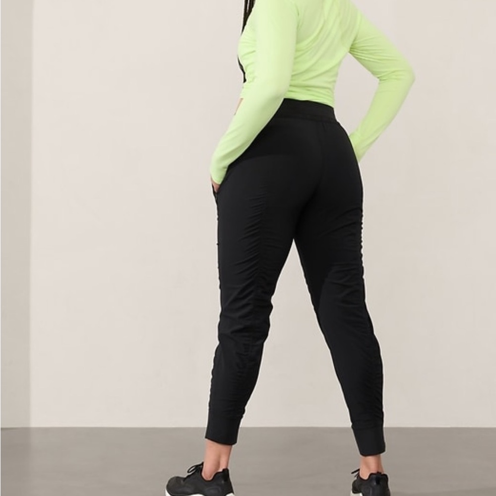 Athleta Attitude Women's Black Jogger Pants - Picture 2 of 8